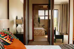 Main bedroom en-suite bathroom, Zebra View self-catering Drakensberg